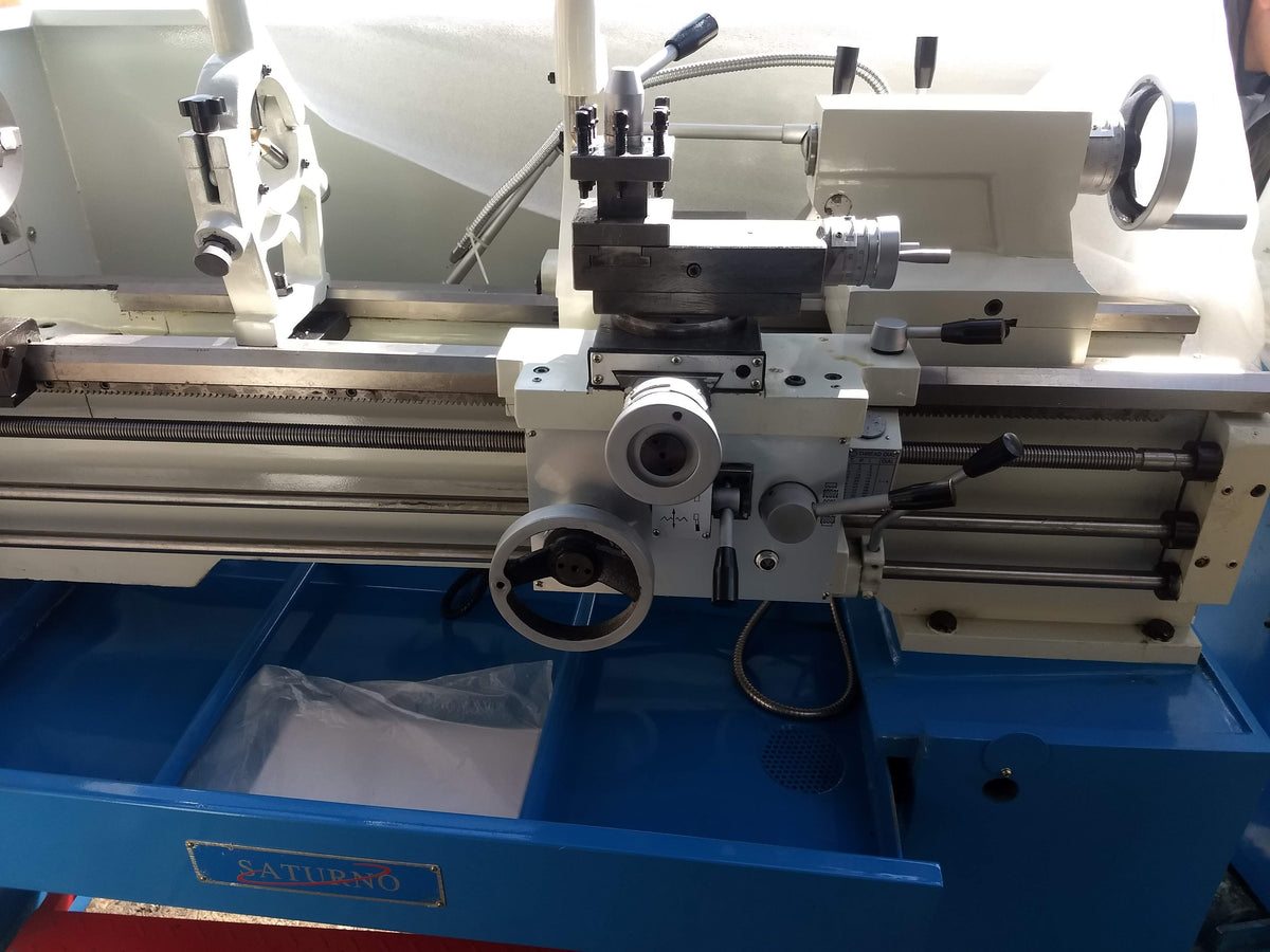 Torno instalado